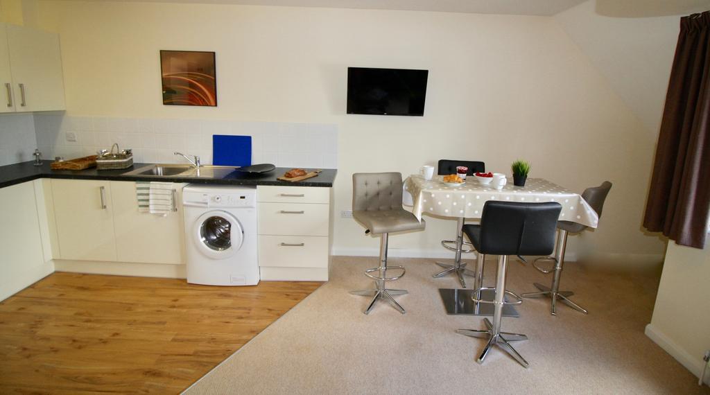 Amberblue@Epsom Apartment Exterior photo